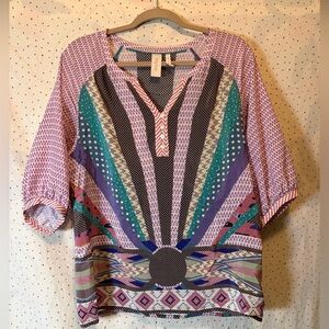 Anthropology Heyhoe Pattern Call Silk Henley Style V-Neck Top in Lavender Mix